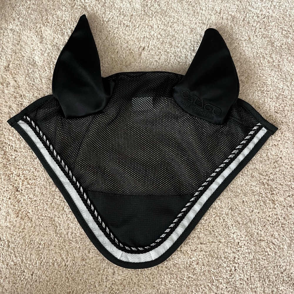 Catago Black Mesh Equine Ear Bonnet